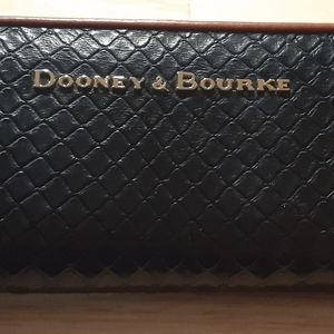 Dooney & Bourke  Black wallet